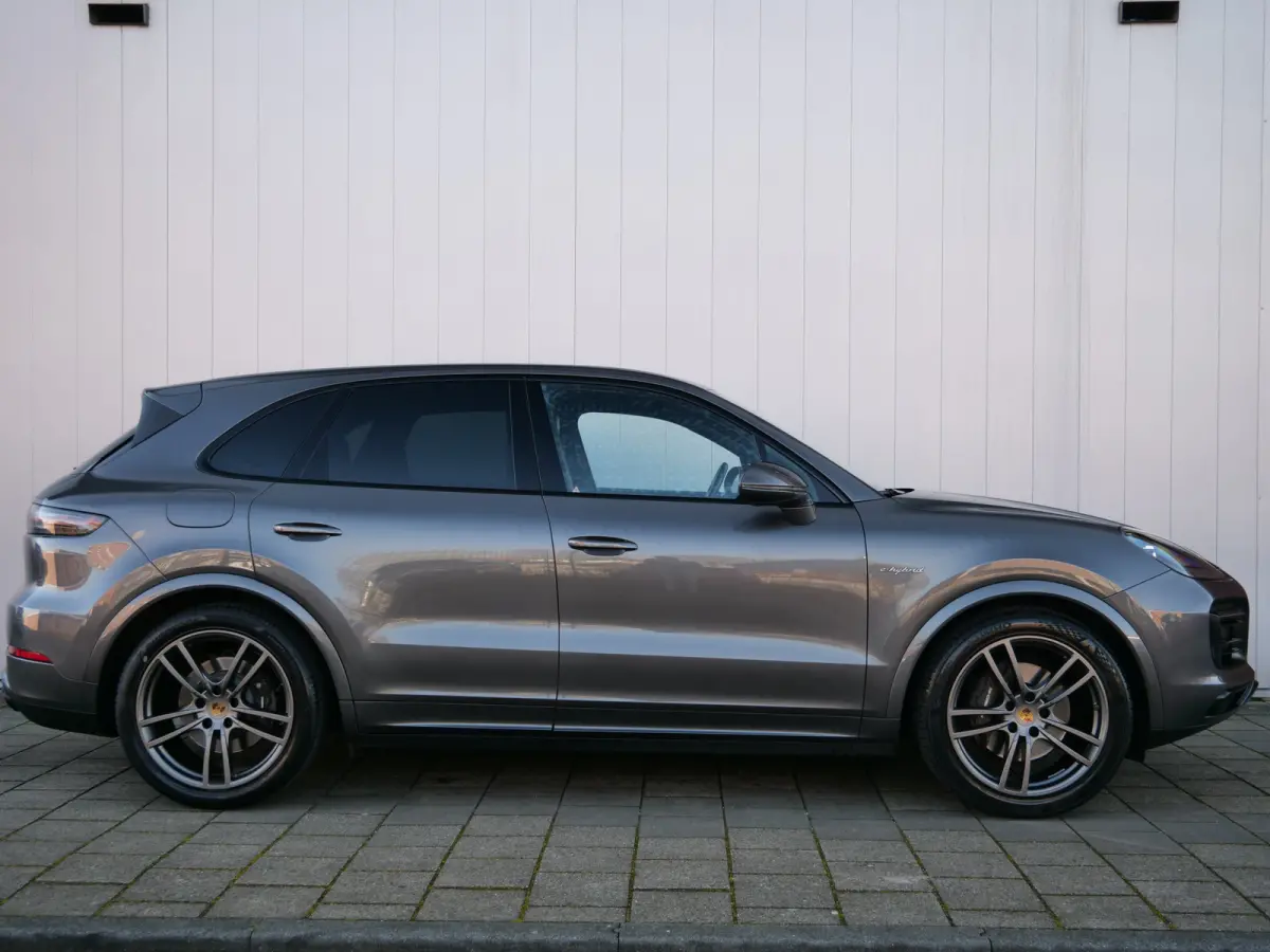 3.0 E-Hybrid 462 Pk Automaat Nav/ DAB / Apple Carplay / Leer / Luchtvering / Trekhaak
