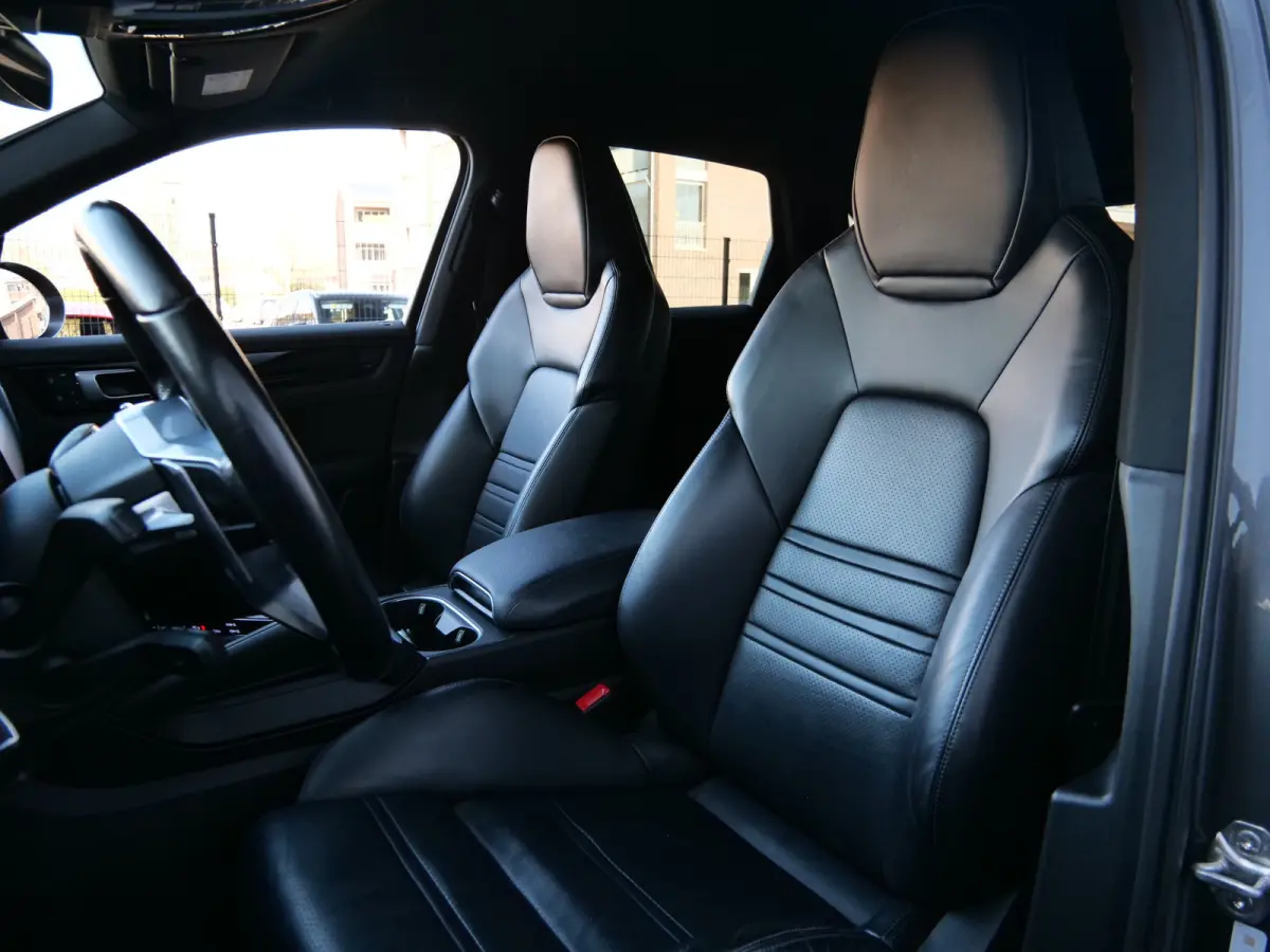 3.0 E-Hybrid 462 Pk Automaat Nav/ DAB / Apple Carplay / Leer / Luchtvering / Trekhaak