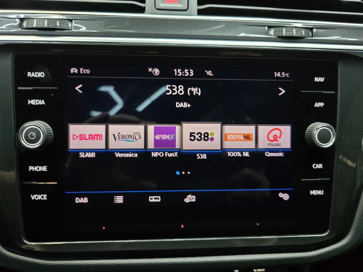 1.5 TSI ACT Highline Business R Pano VCP Leder 360 Navi Clima 19"LM