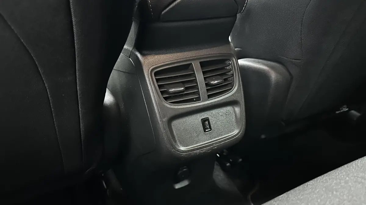 1.2 Turbo Innovation AUTOMAAT STOELVER CRUISE CAMERA NAVI LM CARPLAY.
