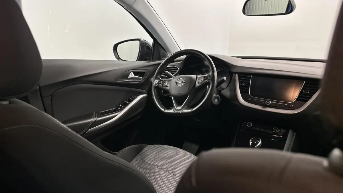 1.2 Turbo Innovation AUTOMAAT STOELVER CRUISE CAMERA NAVI LM CARPLAY.