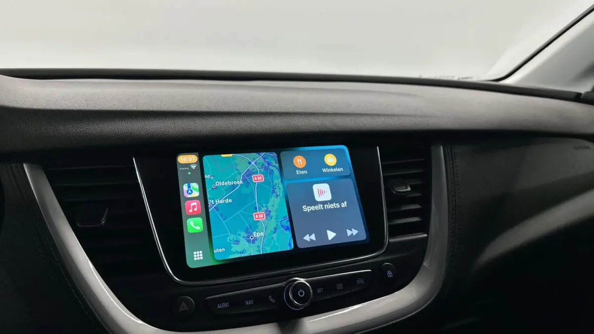 1.2 Turbo Innovation AUTOMAAT STOELVER CRUISE CAMERA NAVI LM CARPLAY.