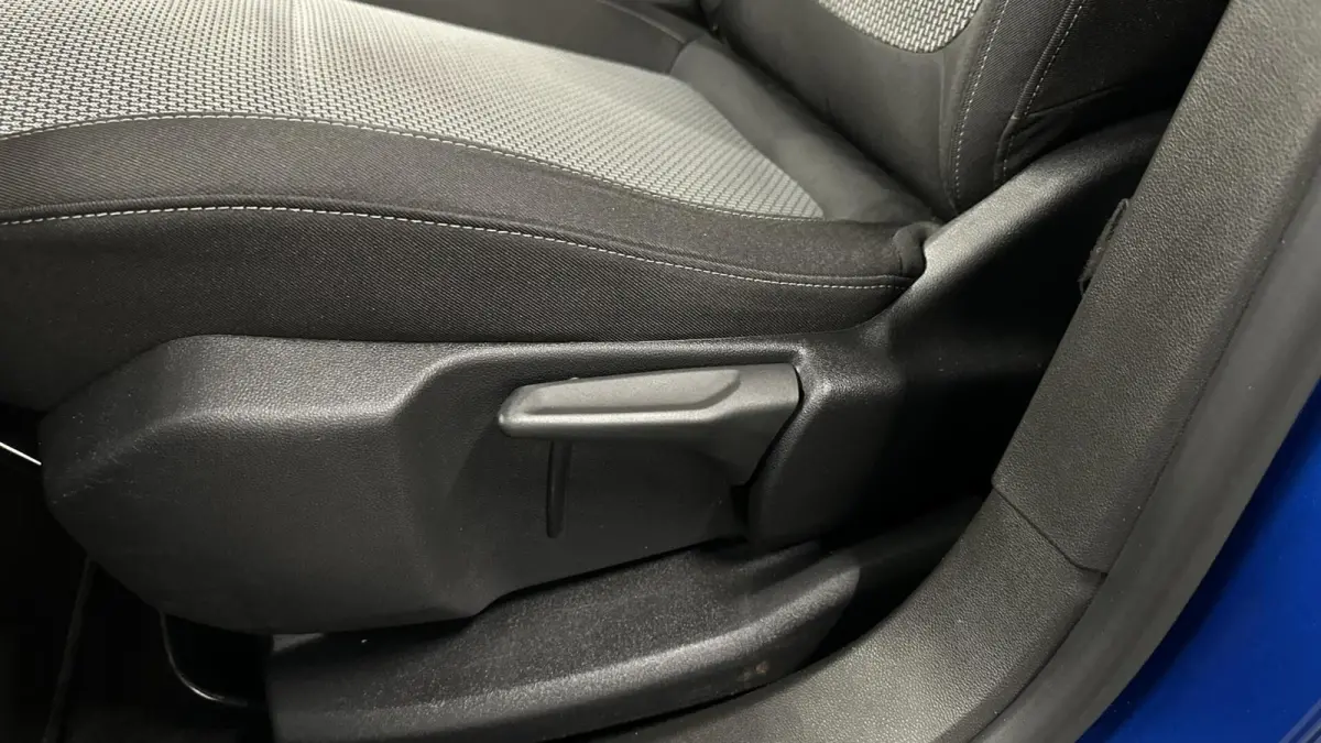 1.2 Turbo Innovation AUTOMAAT STOELVER CRUISE CAMERA NAVI LM CARPLAY.