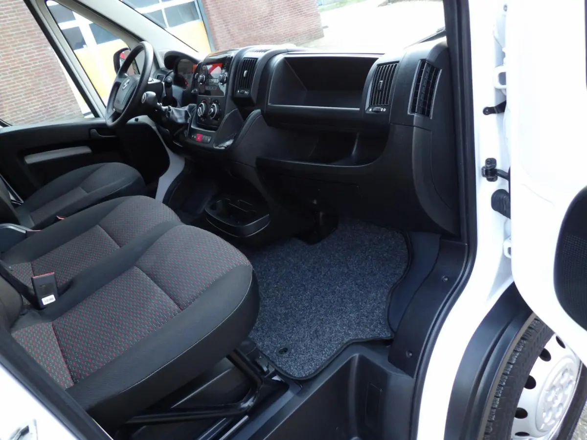 bestel 2.2D 140 L4H3 Edition