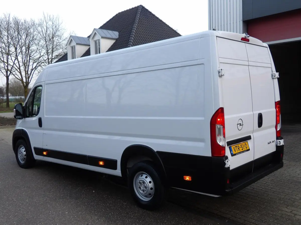 bestel 2.2D 140 L4H3 Edition