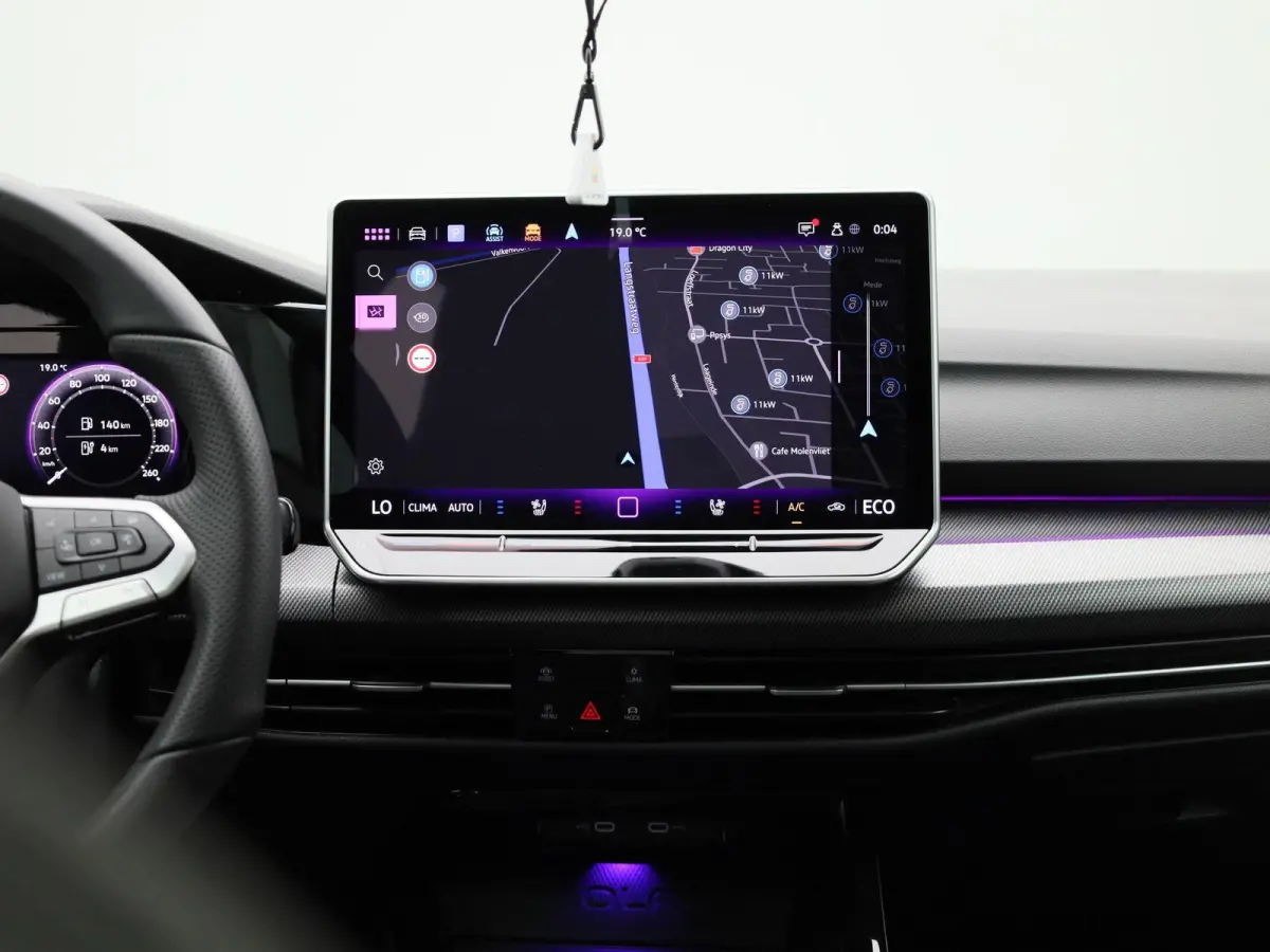 1.5 eHybrid GTE 272 PK | DEMO | VOLLEDIG LEDER | PANORAMADAK | HEAD UP DISPLAY | MEMORY STOELEN | STOELVERWARMING EN KOELING | LED STRIP | TREKHAAK |