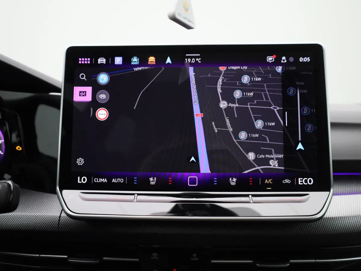 1.5 eHybrid GTE 272 PK | DEMO | VOLLEDIG LEDER | PANORAMADAK | HEAD UP DISPLAY | MEMORY STOELEN | STOELVERWARMING EN KOELING | LED STRIP | TREKHAAK |