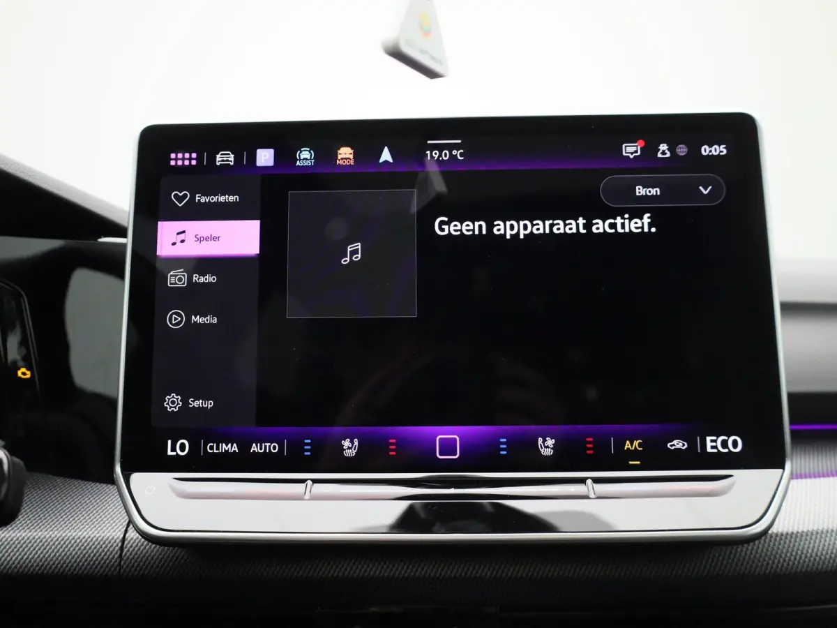 1.5 eHybrid GTE 272 PK | DEMO | VOLLEDIG LEDER | PANORAMADAK | HEAD UP DISPLAY | MEMORY STOELEN | STOELVERWARMING EN KOELING | LED STRIP | TREKHAAK |