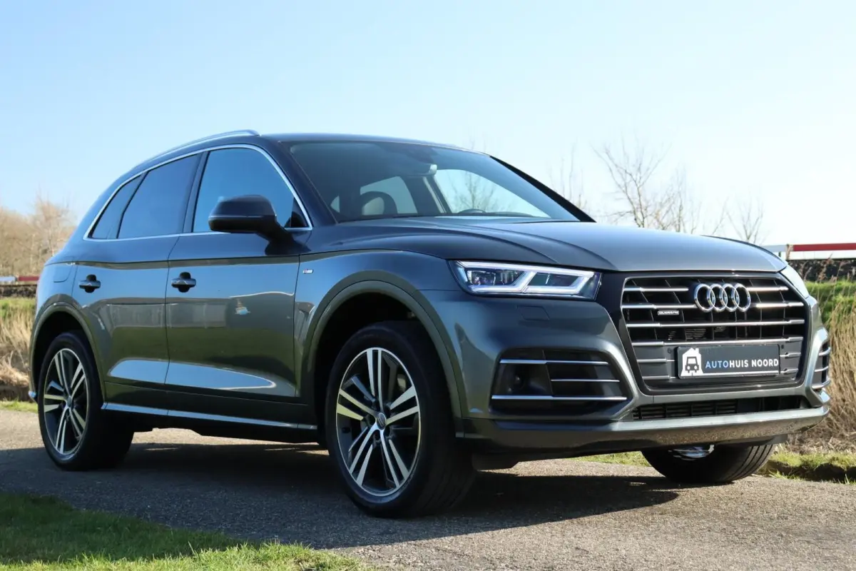 55 TFSIe Quattro Competition / 3x S-Line / 367PK / Automaat / Navi / Matrix LED / Camera / Trekhaak / 20"!