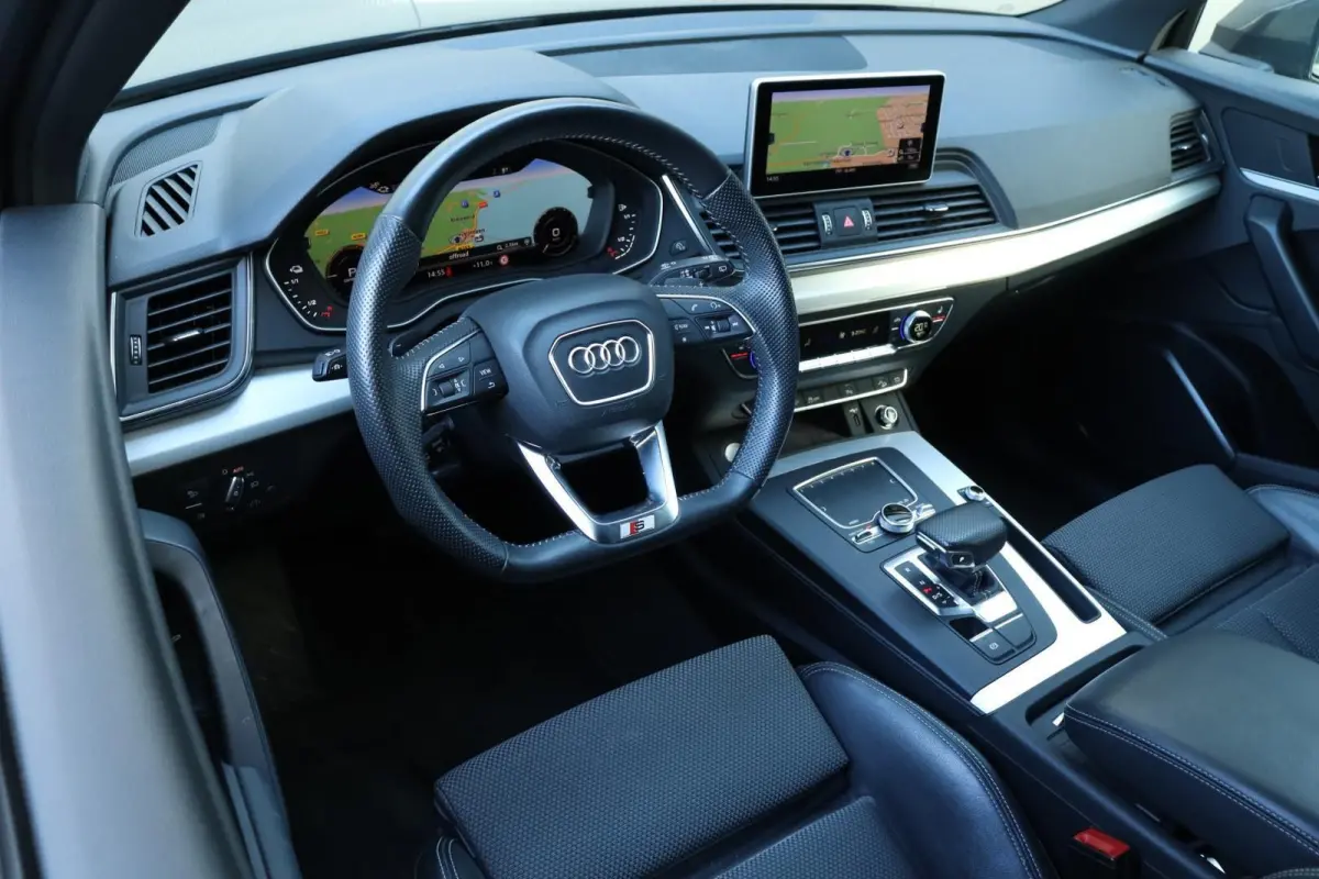 55 TFSIe Quattro Competition / 3x S-Line / 367PK / Automaat / Navi / Matrix LED / Camera / Trekhaak / 20"!