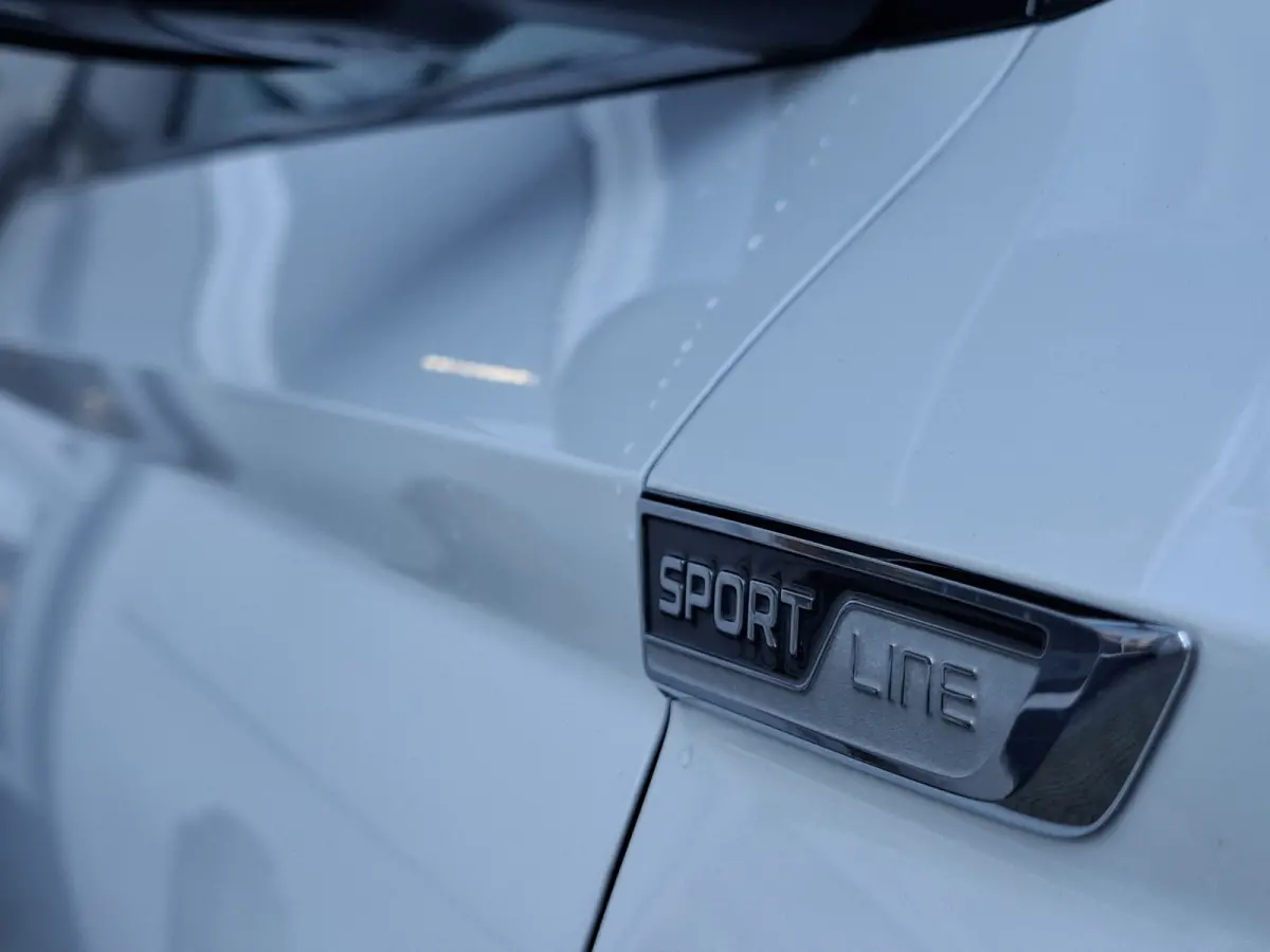 1.5 TSI ACT Sportline Business | Android/Apple Carplay | Adaptive Cruise Control | LMV 18" | Achteruitrijcamera | PDC V+A | Elektrische kofferbak | Climate control