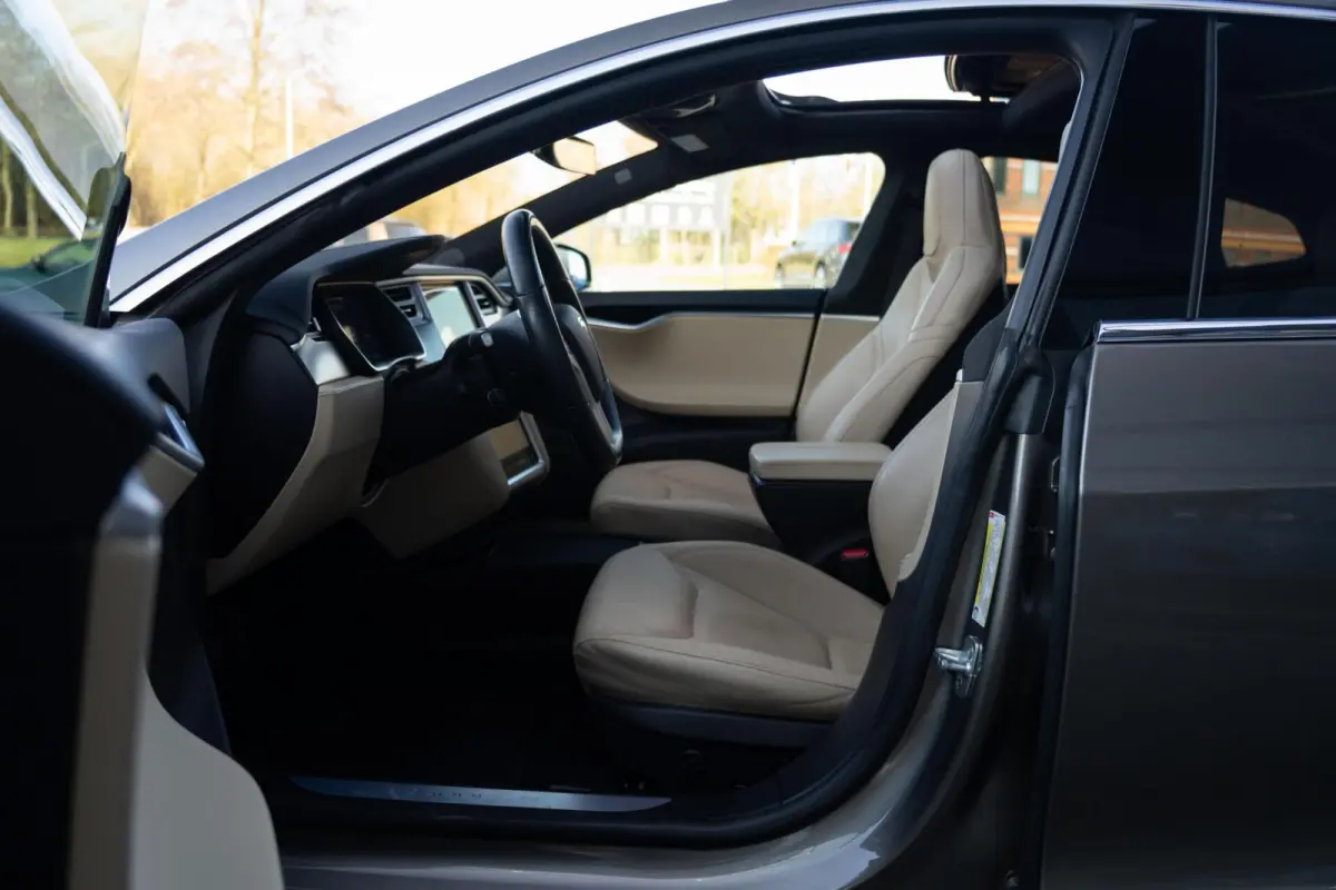 Facelift|Free SuperCharge|Panoramadak|BTW|21 inch Turbine|SOH 93|Leder|Titanium|Org. NL|2 eig.|Dealer Onderhouden
