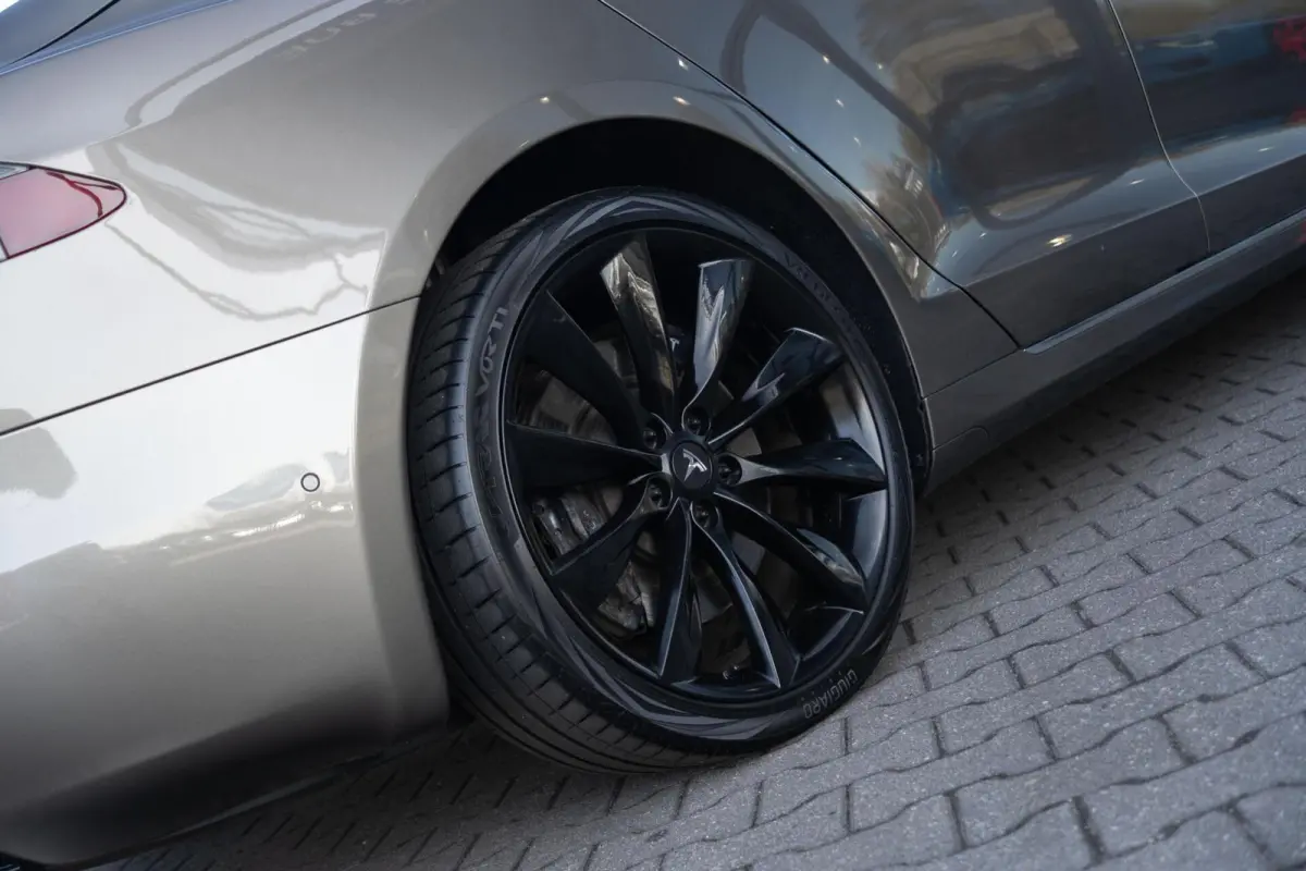 Facelift|Free SuperCharge|Panoramadak|BTW|21 inch Turbine|SOH 93|Leder|Titanium|Org. NL|2 eig.|Dealer Onderhouden