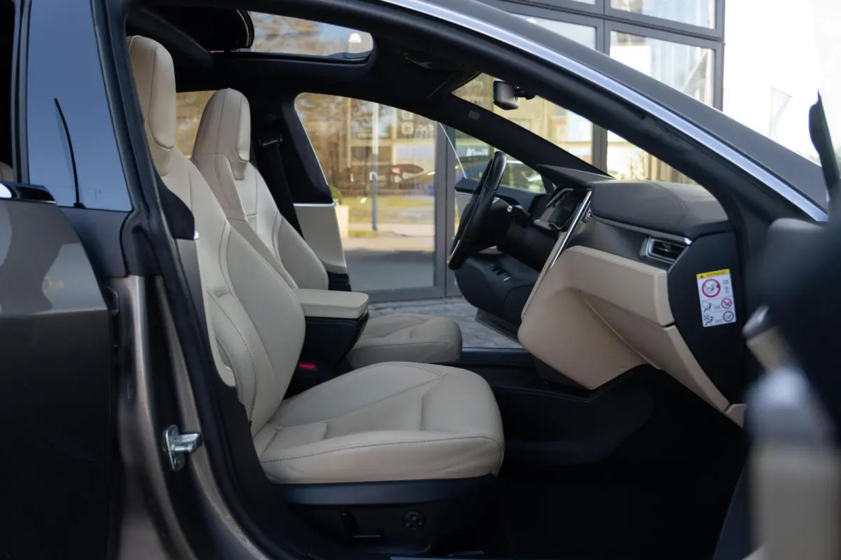 Facelift|Free SuperCharge|Panoramadak|BTW|21 inch Turbine|SOH 93|Leder|Titanium|Org. NL|2 eig.|Dealer Onderhouden