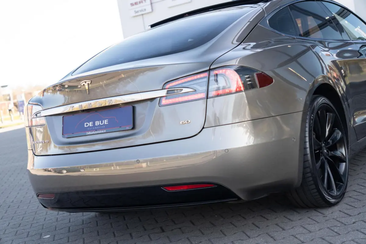 Facelift|Free SuperCharge|Panoramadak|BTW|21 inch Turbine|SOH 93|Leder|Titanium|Org. NL|2 eig.|Dealer Onderhouden