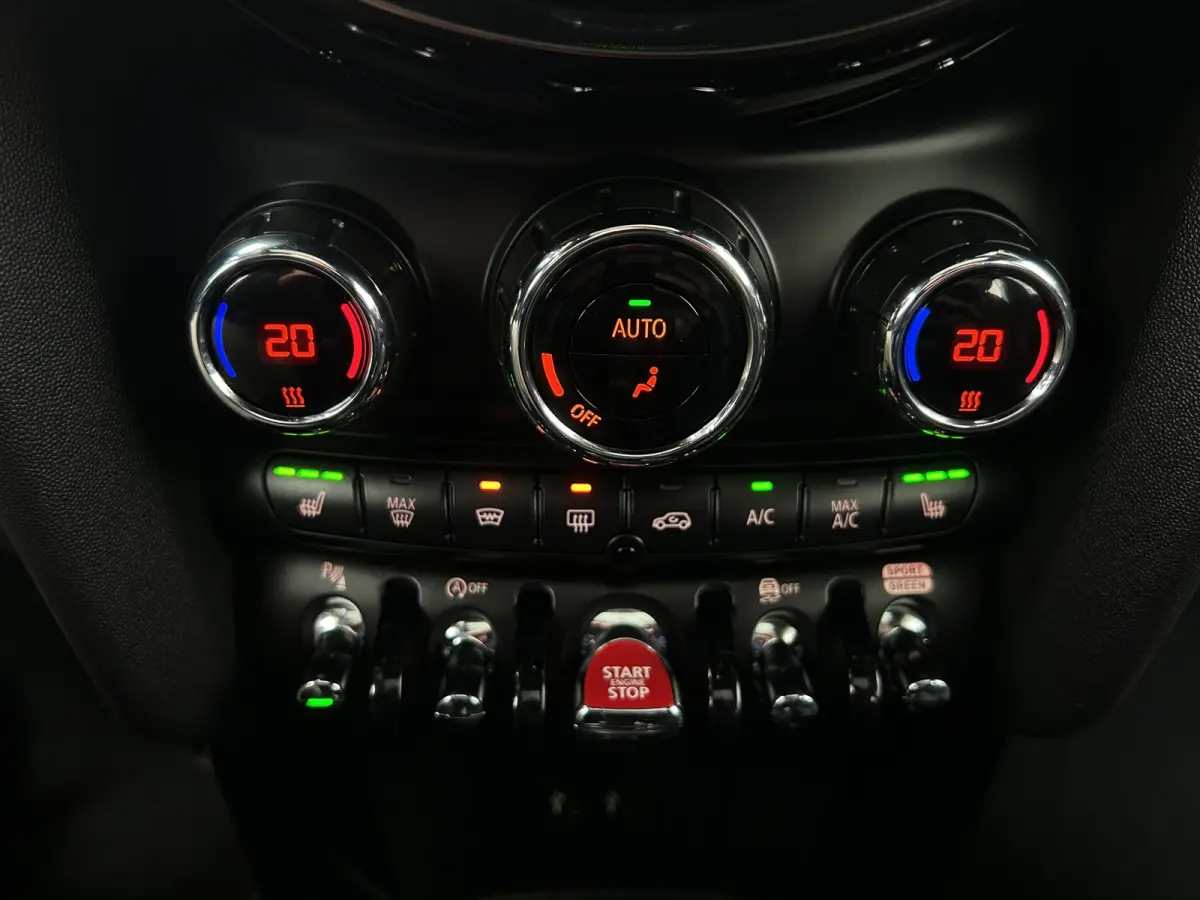 S 2.0 60 Years Edition | Pano | H&K | Yours Leder | Adap. Cruise | Navi