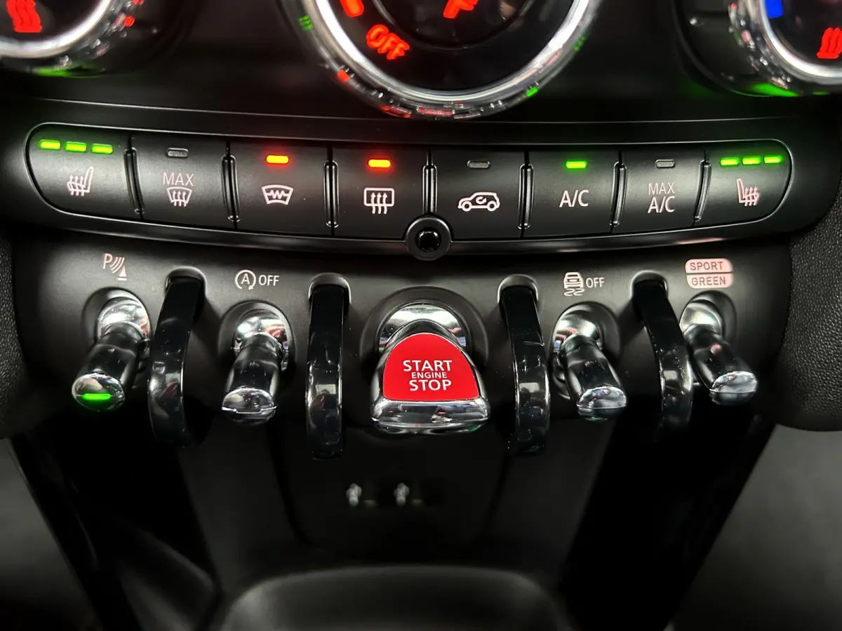 S 2.0 60 Years Edition | Pano | H&K | Yours Leder | Adap. Cruise | Navi