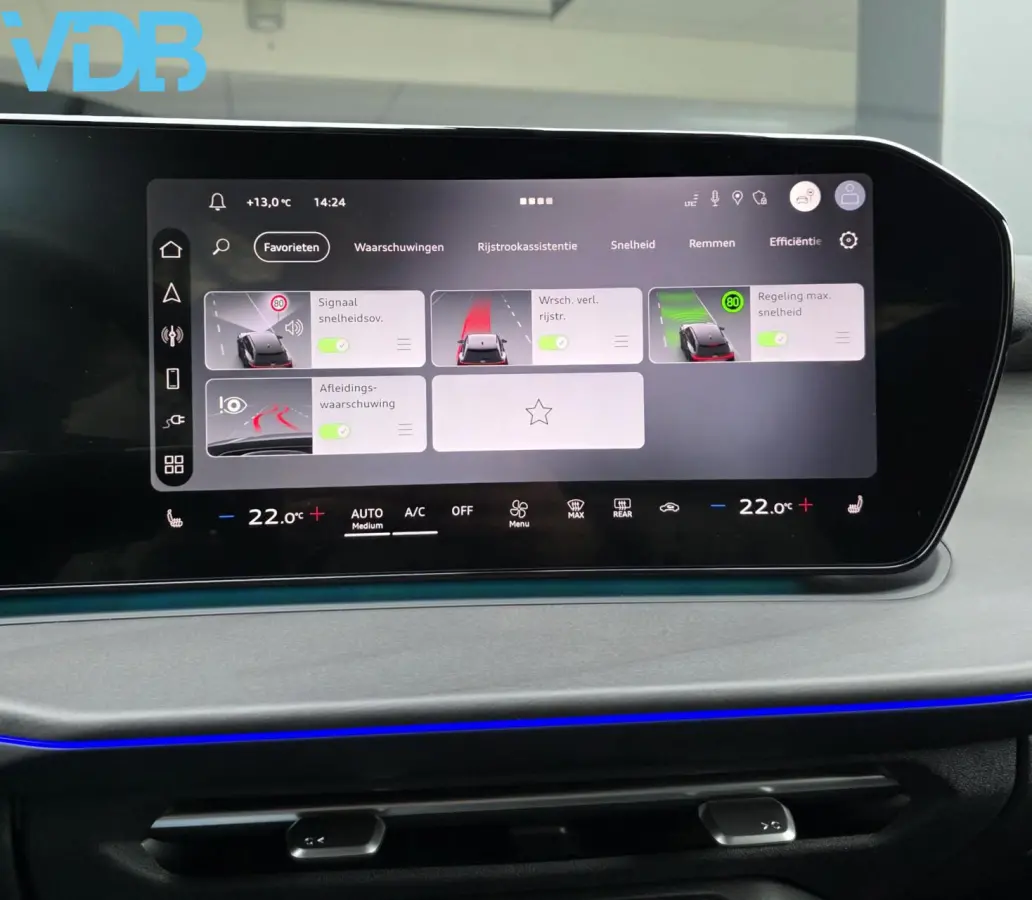 E-HYBRID 272PK S-Line PANO SONOS 360 VOL