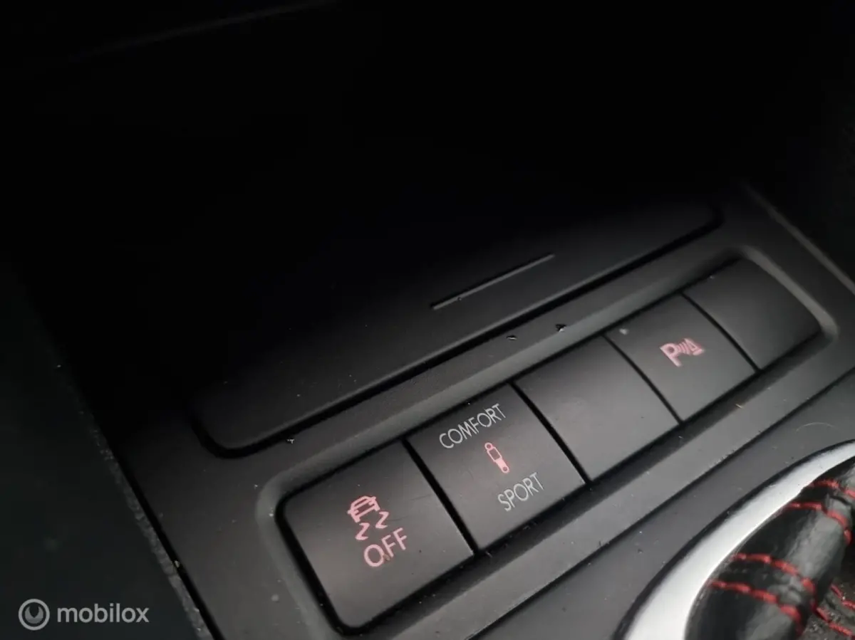 2.0 GTI DSG. Vol leer, Bi-Xenon, LED, Keurig