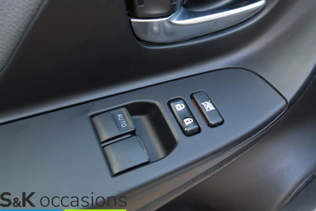 1.5 Hybrid Navi PDC tot 10 jaar garantie