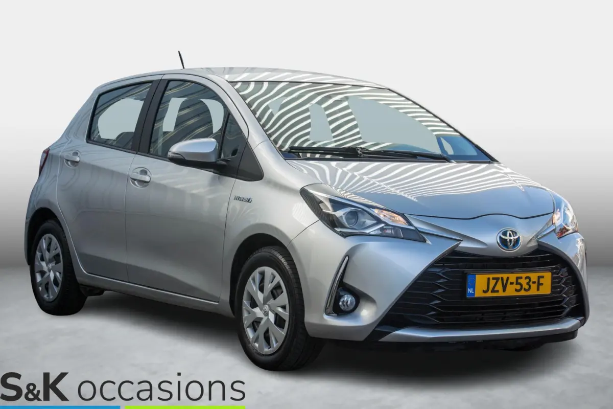 1.5 Hybrid Navi PDC tot 10 jaar garantie