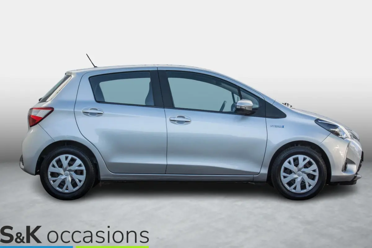 1.5 Hybrid Navi PDC tot 10 jaar garantie