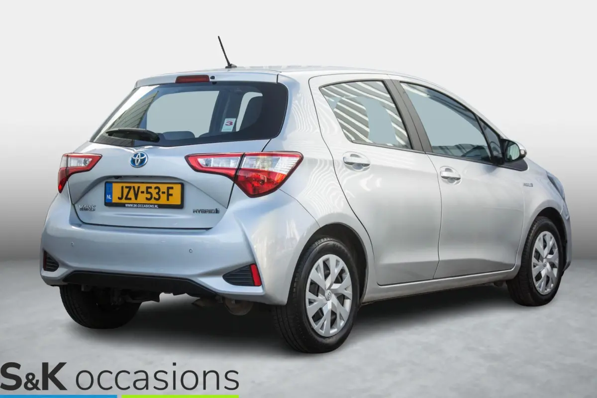 1.5 Hybrid Navi PDC tot 10 jaar garantie