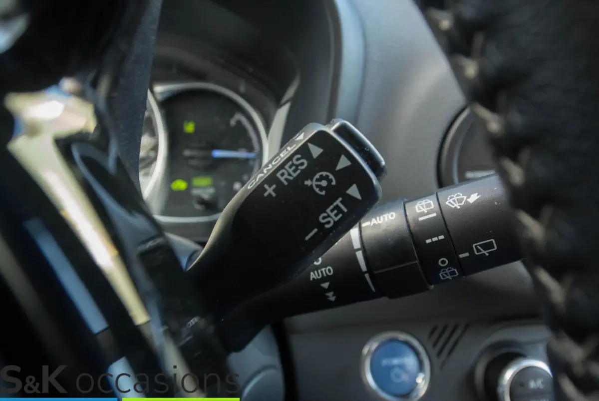 1.5 Hybrid Navi PDC tot 10 jaar garantie