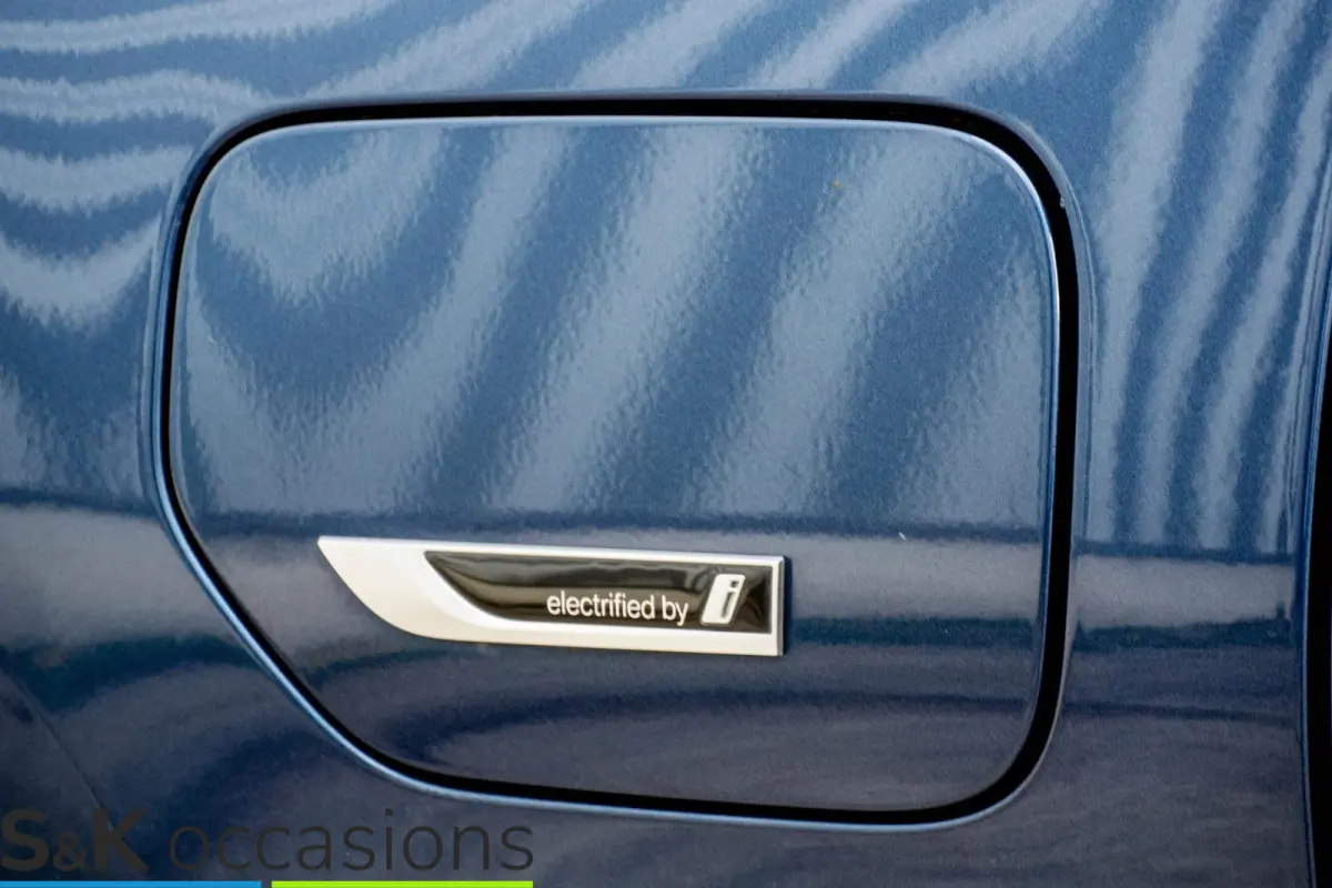 330e xDrive Pano Led Leder Business Edition Plus