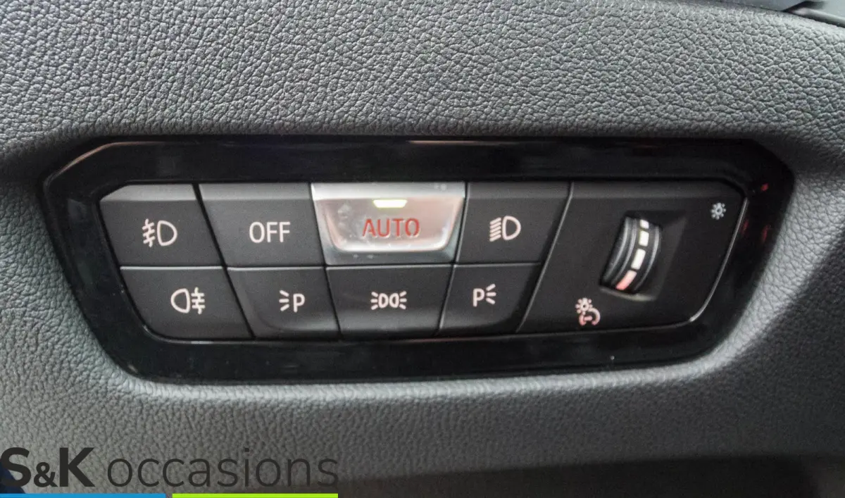 330e xDrive Pano Led Leder Business Edition Plus