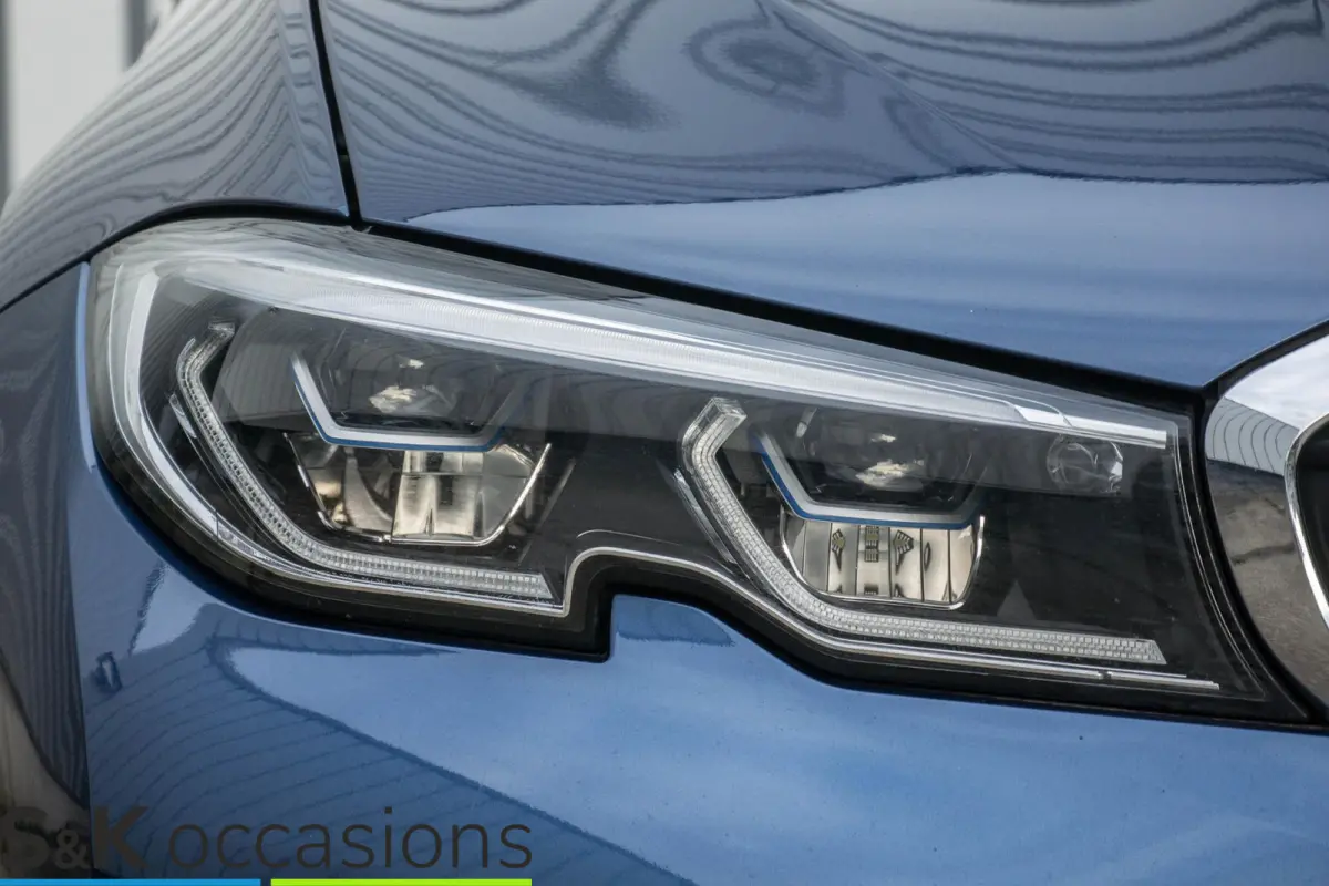 330e xDrive Pano Led Leder Business Edition Plus