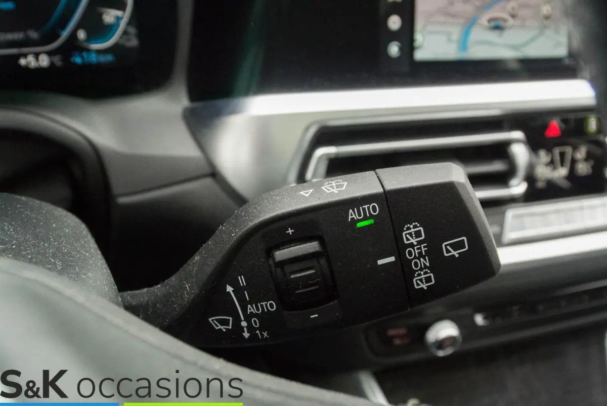 330e xDrive Pano Led Leder Business Edition Plus