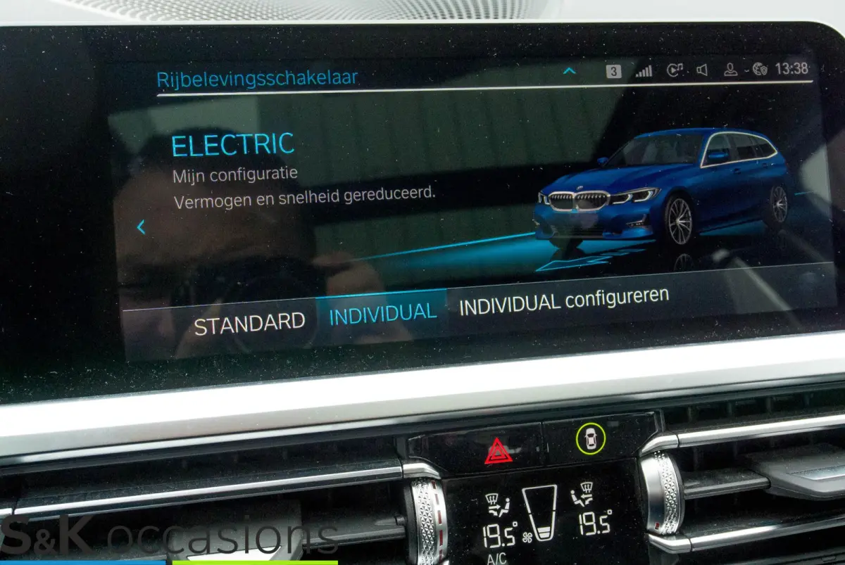 330e xDrive Pano Led Leder Business Edition Plus
