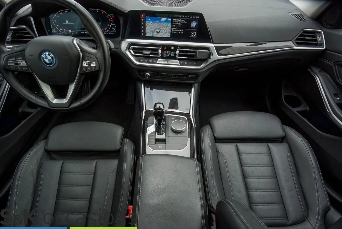 330e xDrive Pano Led Leder Business Edition Plus