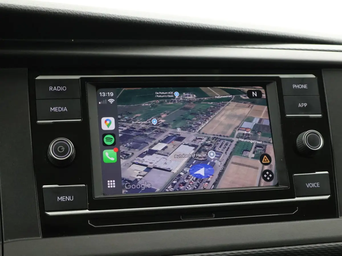 T6.1 2.0 TDI DUBBEL CABINE L2H1 + COMFORTSTOELEN | TREKHAAK | APPLE CARPLAY | CRUISE CONTROL