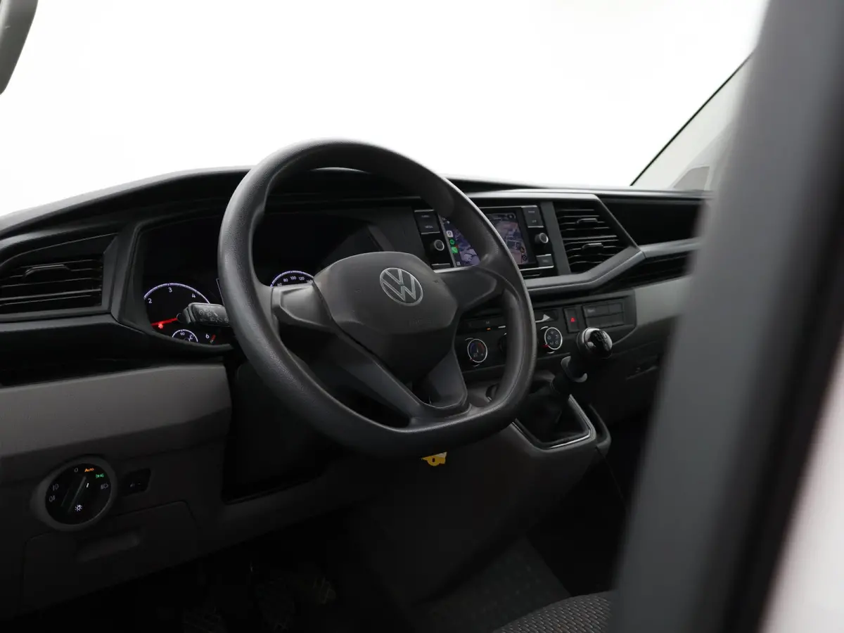 T6.1 2.0 TDI DUBBEL CABINE L2H1 + COMFORTSTOELEN | TREKHAAK | APPLE CARPLAY | CRUISE CONTROL