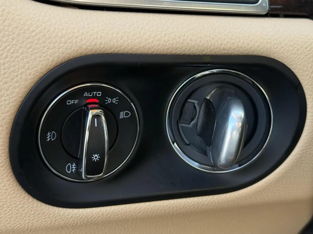 3.0 S 77.000km! PANO/LEER