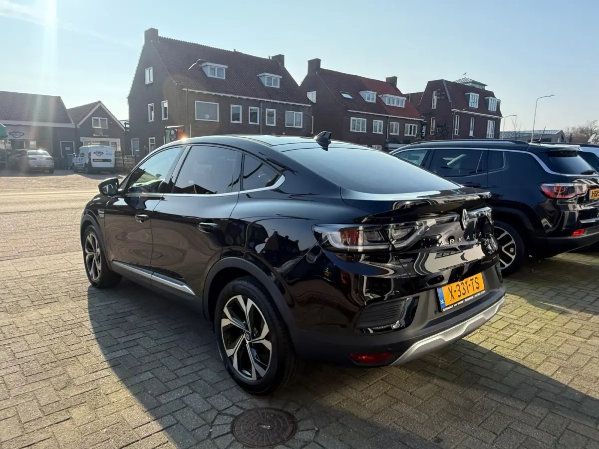 1.6 E-Tech full hybrid 145 techno, Apple Carplay/Android,Navigatie,Parkeersensoren