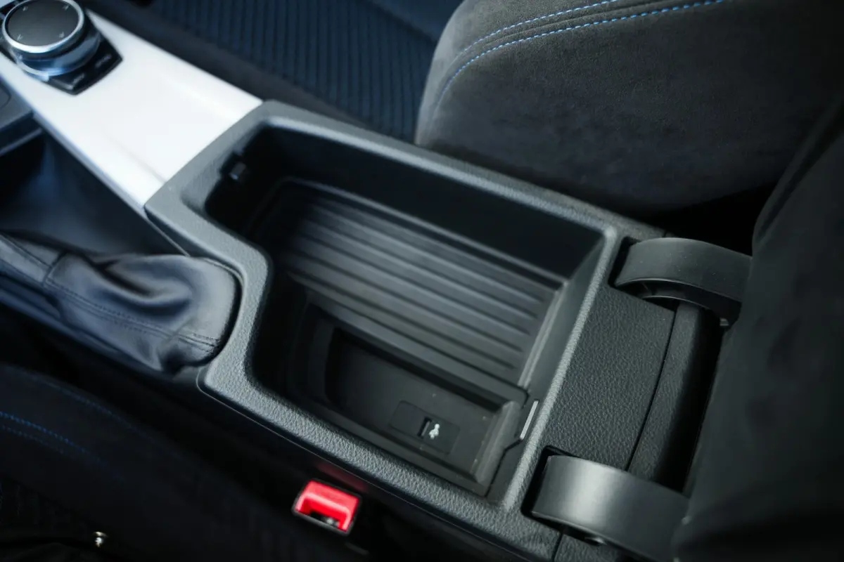 430i 252 pk High Executive M-Sportpakket / Frozen-Grey/ Led-Koplamp/ Schuif-Dak/ Head-Up/ Harman&Kardon/ Stoelverw./  Groot-Navi 19''LMV