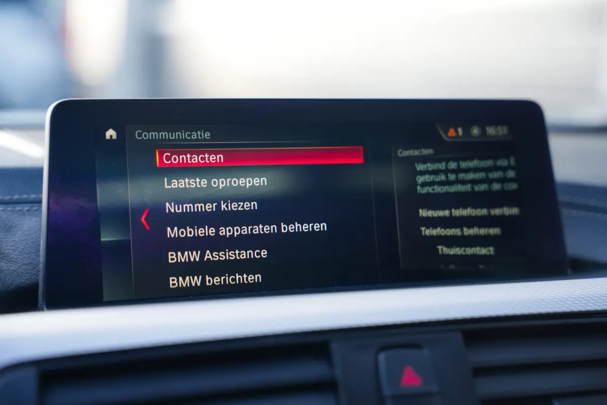 430i 252 pk High Executive M-Sportpakket / Frozen-Grey/ Led-Koplamp/ Schuif-Dak/ Head-Up/ Harman&Kardon/ Stoelverw./  Groot-Navi 19''LMV
