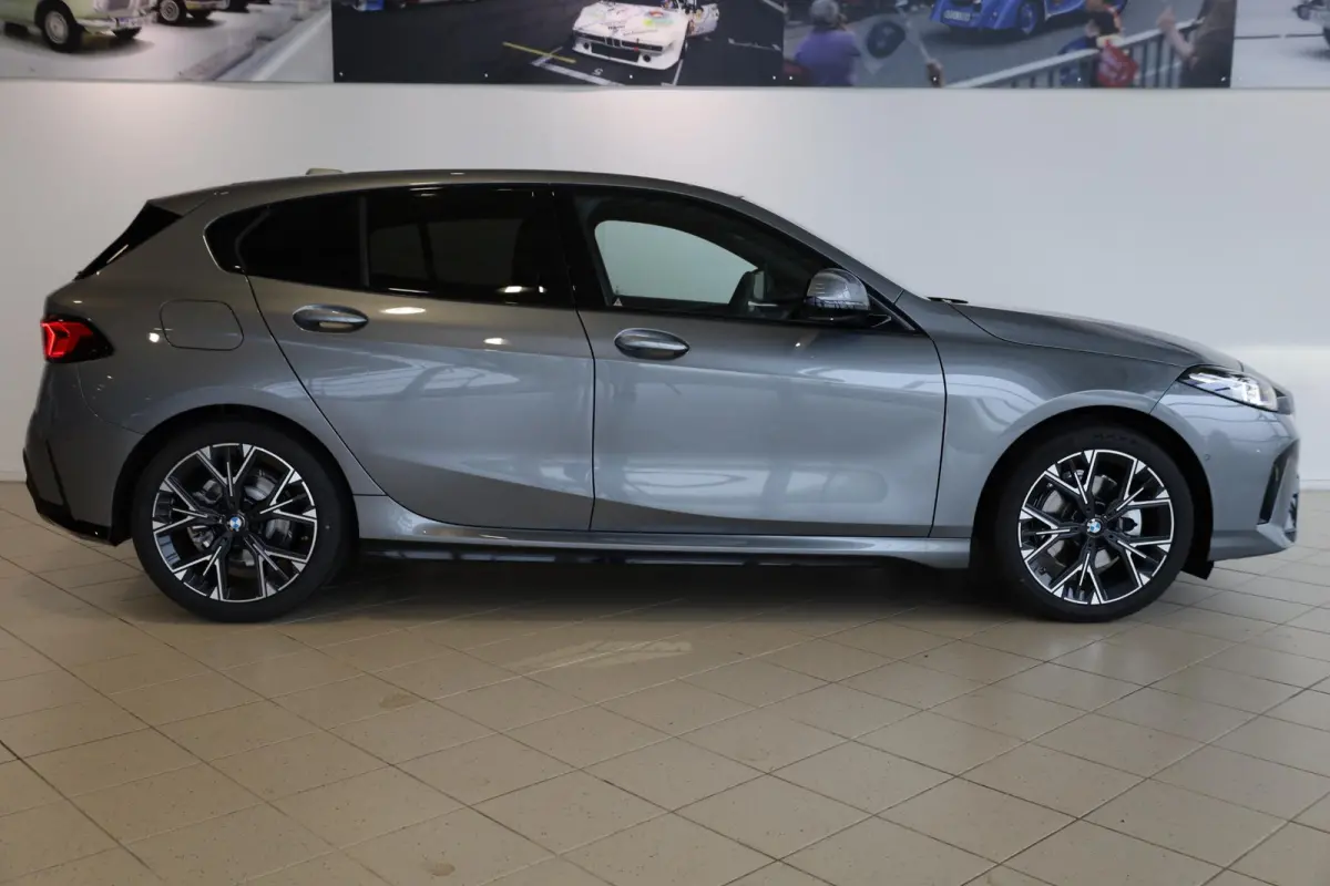 120 | M Sportpakket | Driving Assitant Plus | Comfort Access | Sportstoelen