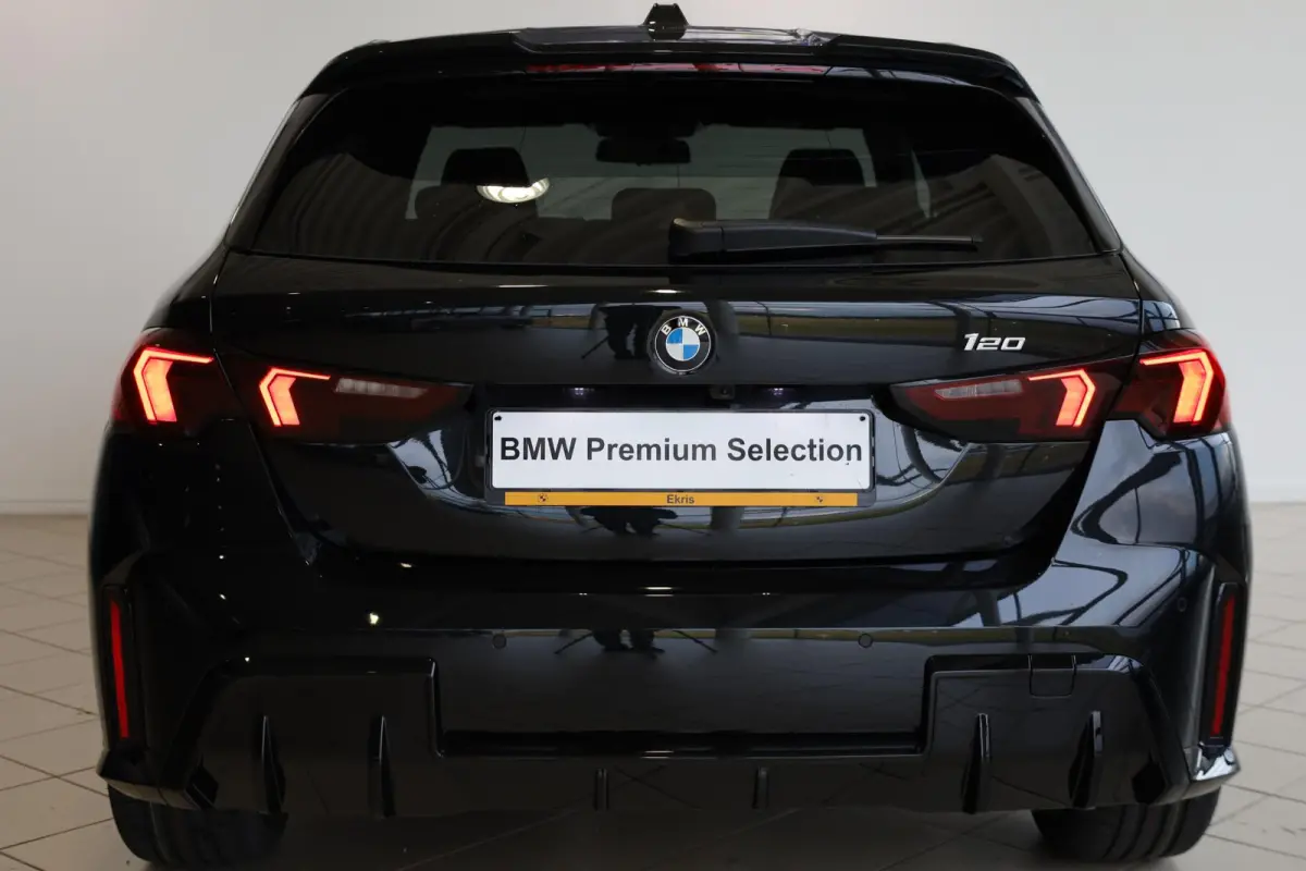 120 | M Sport Pro | Head-Up Display | Harman Kardon | 360 camera