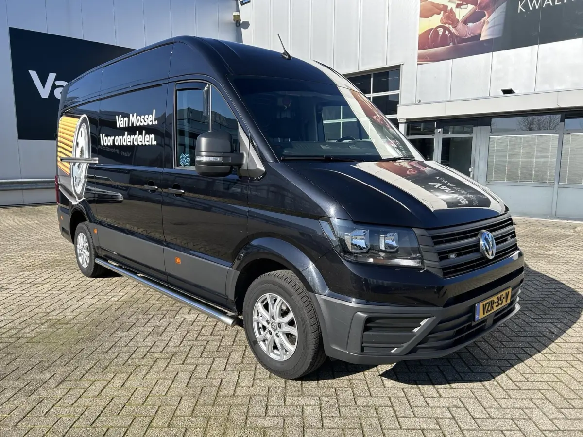30 2.0 TDI L3H3 Trendline | Navigatie | Airco | Vloerplaat | Lat om lat | 16 Inch Velgen | side bars | Cruise control | Camera |