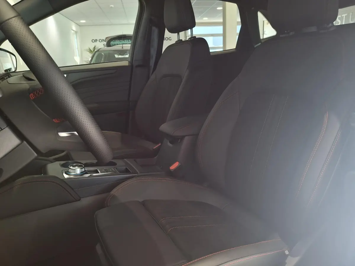 2.5 PHEV ST-Line X TE BESTELLEN | € 4.000,- KORTING! | PANORAMA DAK | ADAPTIEVE CRUISE CONTROL | 360 CAMERA | B&O AUDIO | STOEL, STUUR EN VOORRUITVERWARMING | WEGKLAPBARE TREKHAAK | ADAPTI