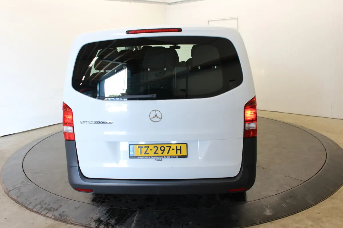 109 BT Extra Lang 9 Pers 2+2+2+3 € 19840.- Excl BTW