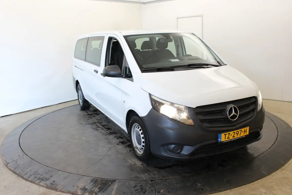 109 BT Extra Lang 9 Pers 2+2+2+3 € 19840.- Excl BTW