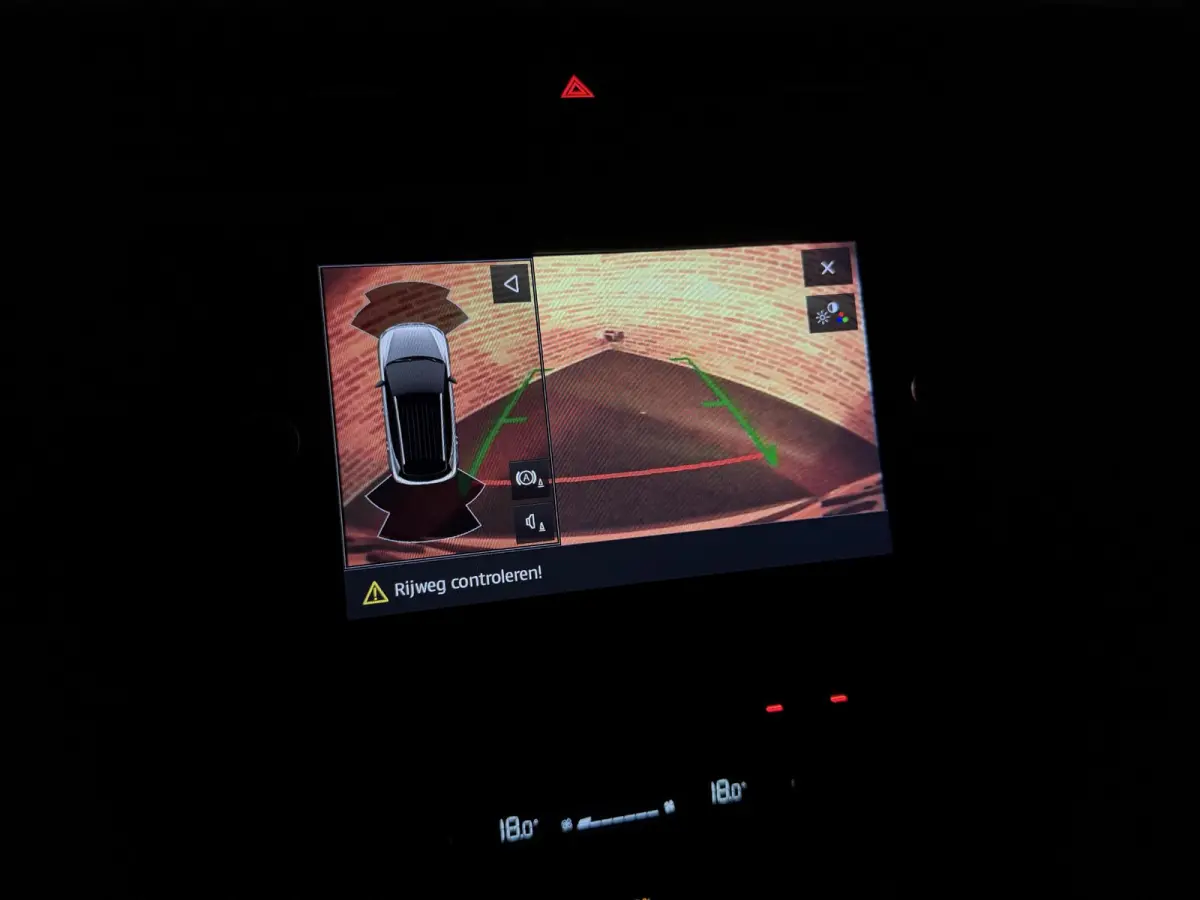 1.0 TSI FR Achteruitrijcamera | Cruise | Full Link | Draadloos opladen