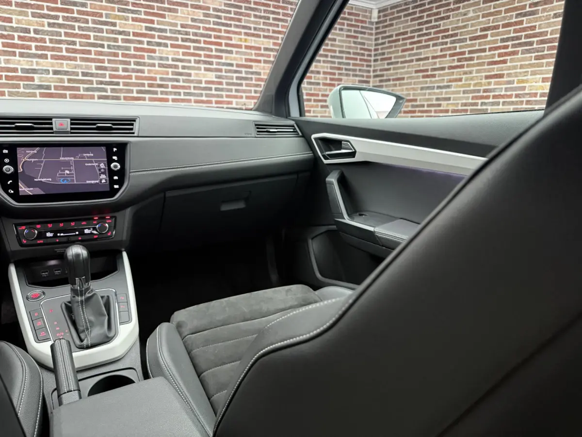 1.0 TSI FR Achteruitrijcamera | Cruise | Full Link | Draadloos opladen