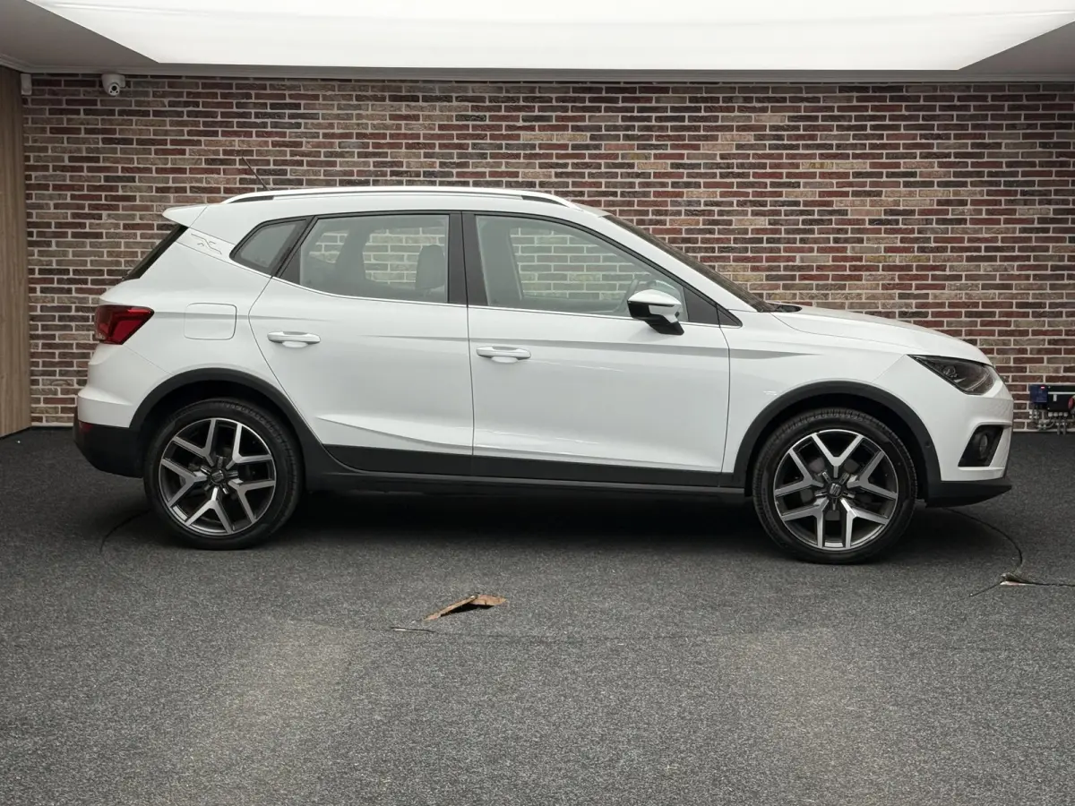 1.0 TSI FR Achteruitrijcamera | Cruise | Full Link | Draadloos opladen