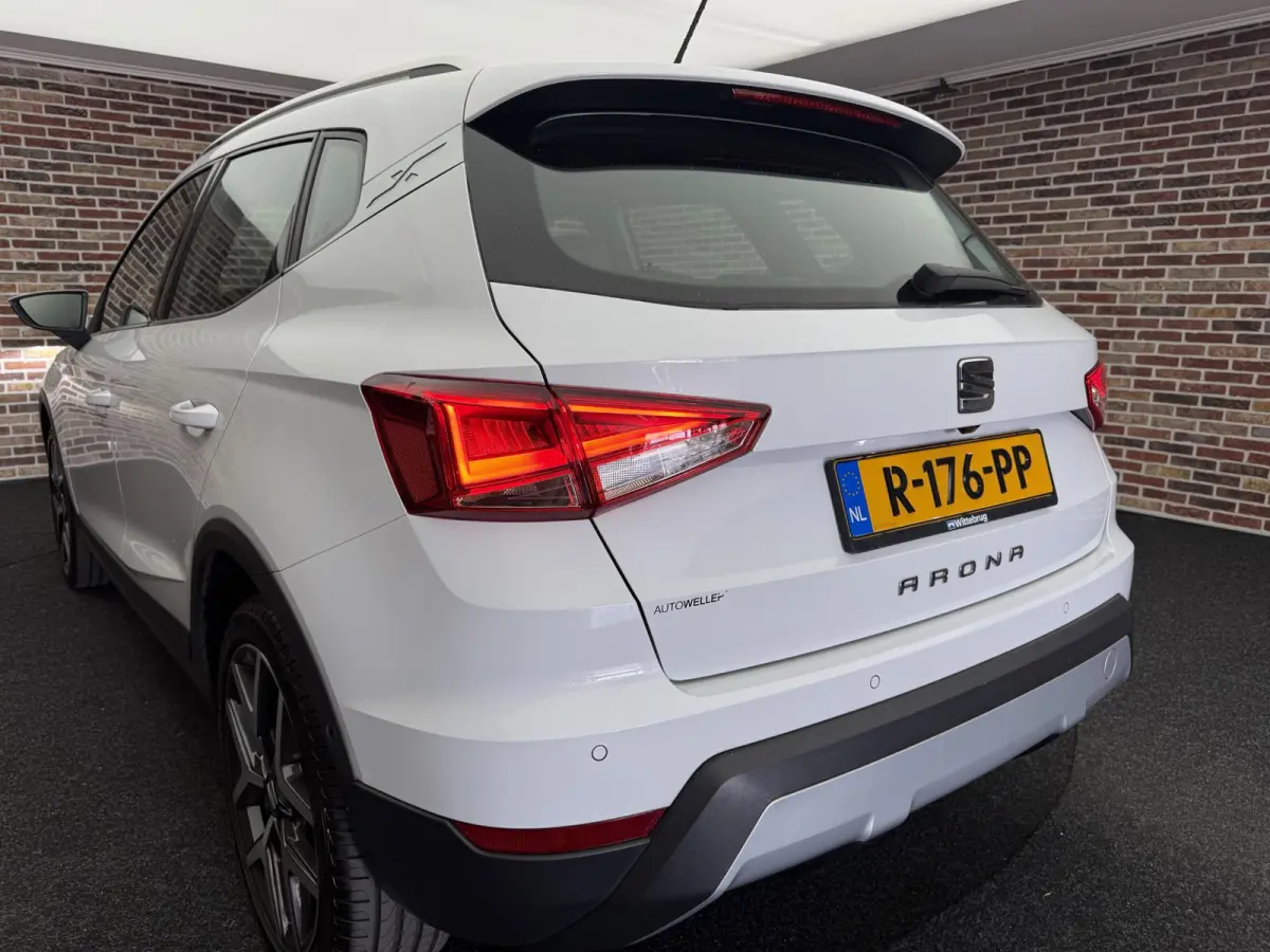1.0 TSI FR Achteruitrijcamera | Cruise | Full Link | Draadloos opladen
